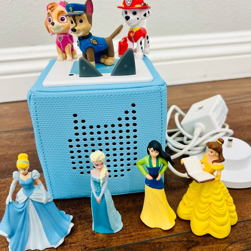 Tonie Box with 6 figurines